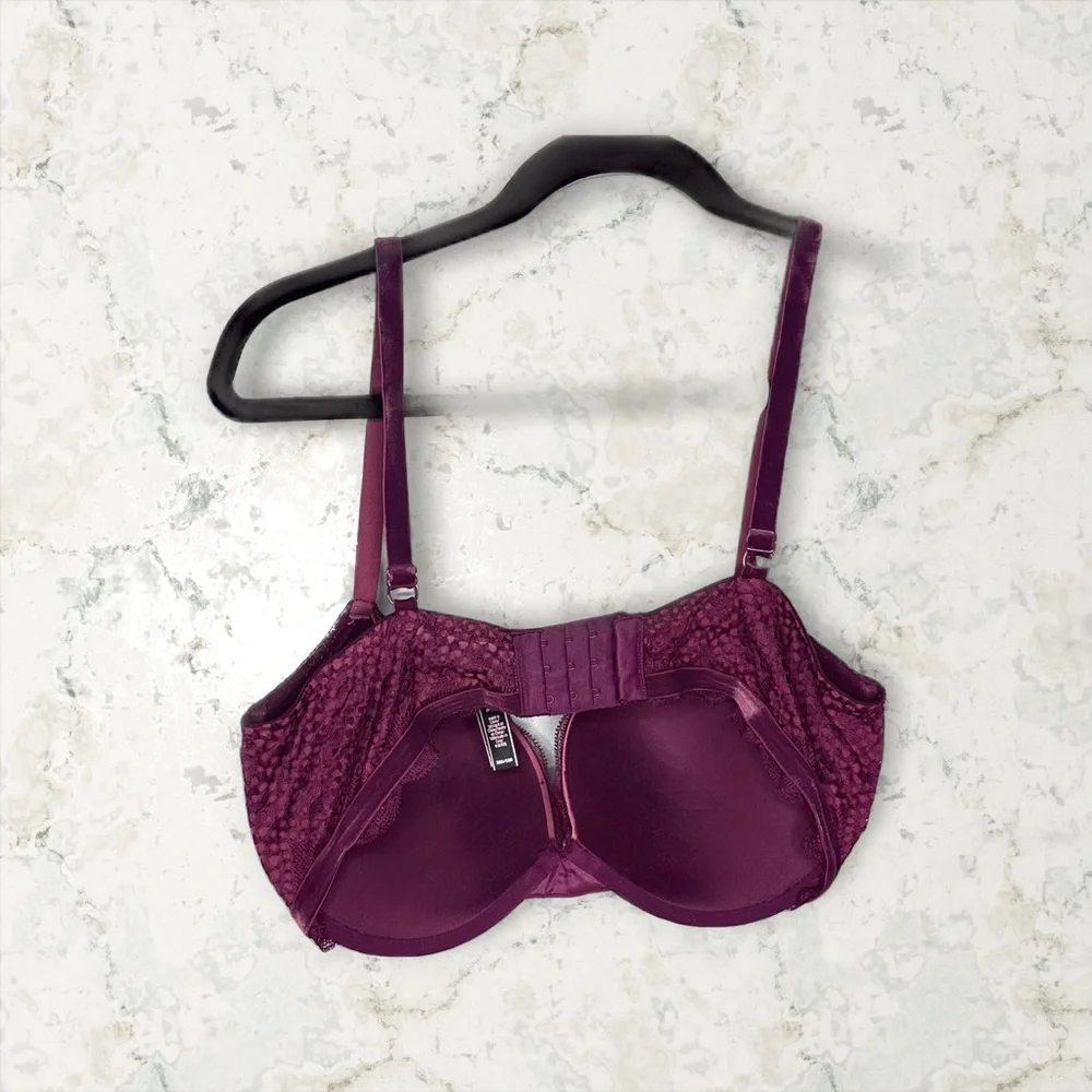 Victoria's Secret Very Sexy Push Up Bra Plus